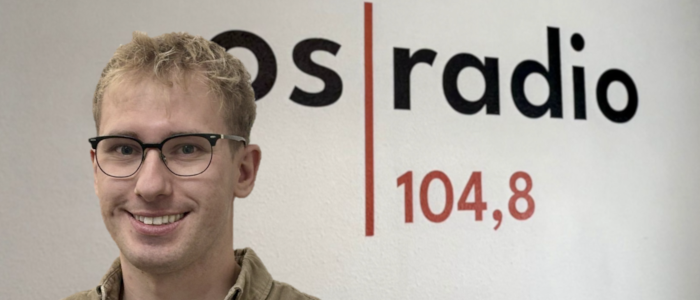 Hinnerk_vor_neuem_Logo_kl