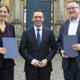 Prof. Susanne Menzel-Riedl, Wissenschaftsminister Falko Mohrs (Bildmitte) und Prof. Tim Römer bei der feierlichen Amtsübergabe an der Universität Osnabrück. Foto: Hermann Pentermann